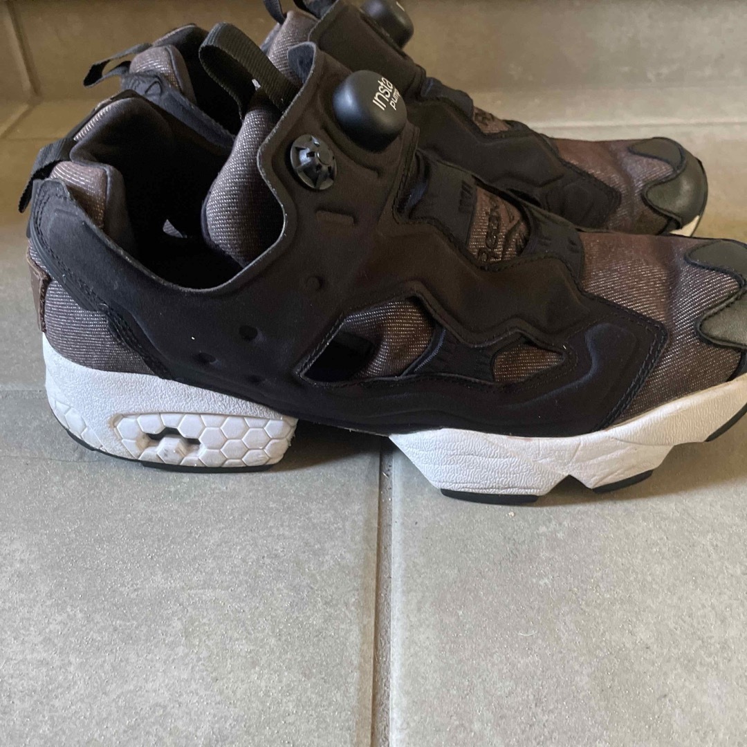 INSTAPUMP FURY（Reebok）(インスタポンプフューリー)のReebokポンプフューリー デニム メンズの靴/シューズ(スニーカー)の商品写真