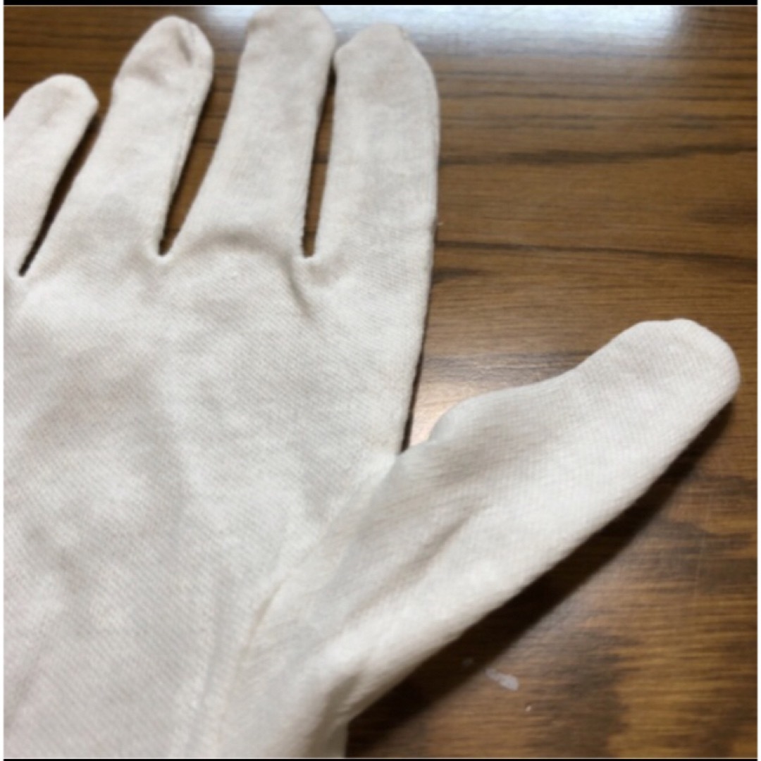 白い綿の手袋　M 4枚 レディースのファッション小物(手袋)の商品写真