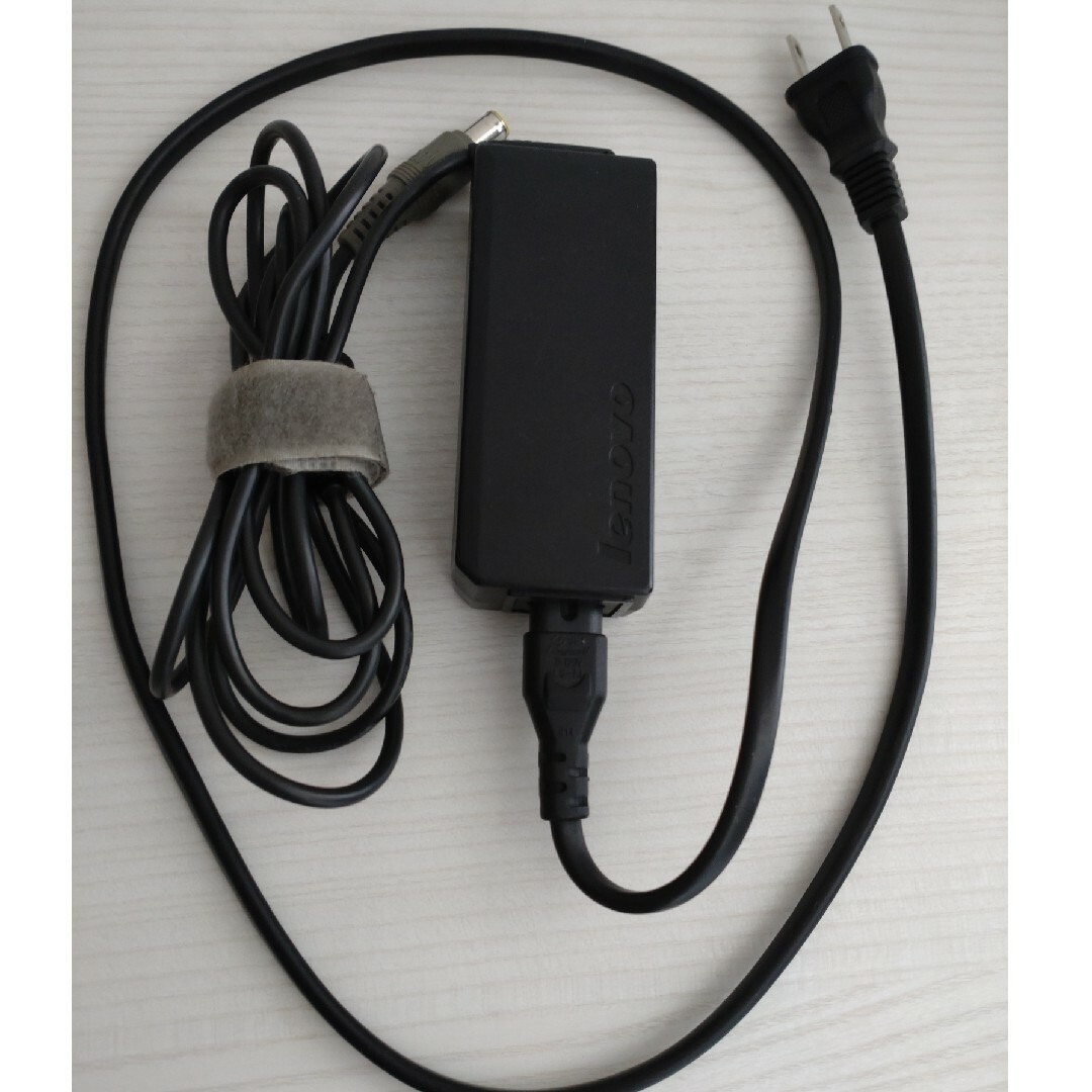 Lenovo(レノボ)のused 動作確認済 レノボ92P1156 42T5282 AC Adapter スマホ/家電/カメラのPC/タブレット(PC周辺機器)の商品写真