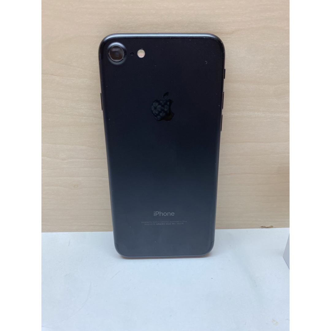 Apple iPhone 7 ブラック Simフリー 32GB A1779 Apple iPhone 7 ブラック Simフリー 32GB A1779