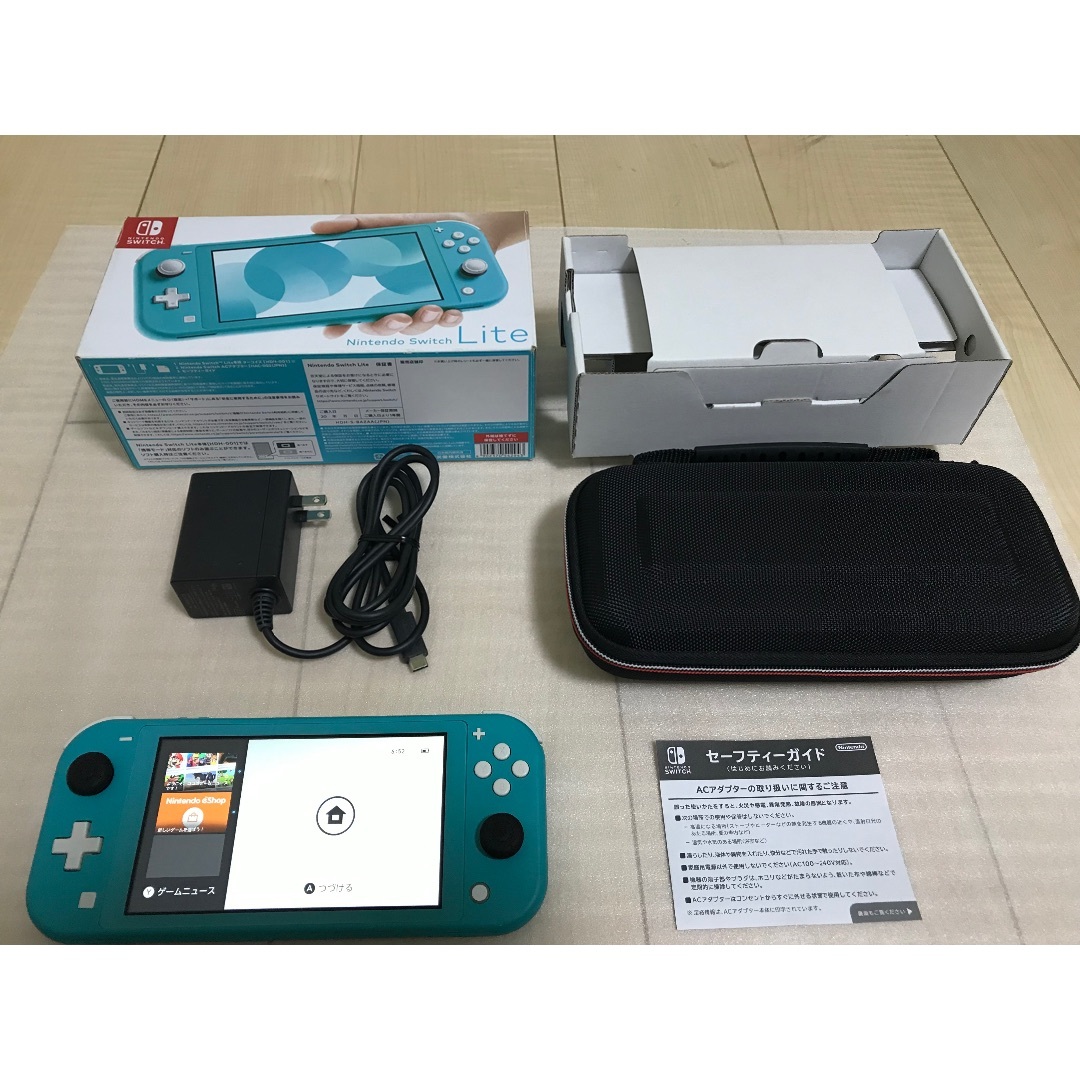 Nintendo Switch(ニンテンドースイッチ)の大人気✨Switch Lite本体＋スプラ3＋ポケモンダイヤモンセット✨ケース付 エンタメ/ホビーのゲームソフト/ゲーム機本体(携帯用ゲーム機本体)の商品写真