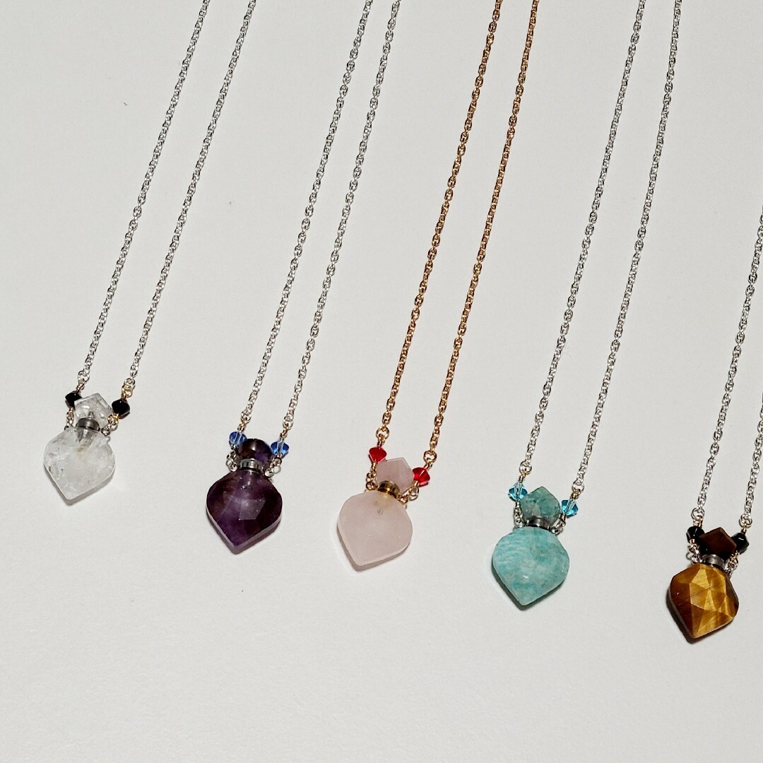 開運】お守り 水晶 香水瓶 ペンダント パワーストーン ネックレスの