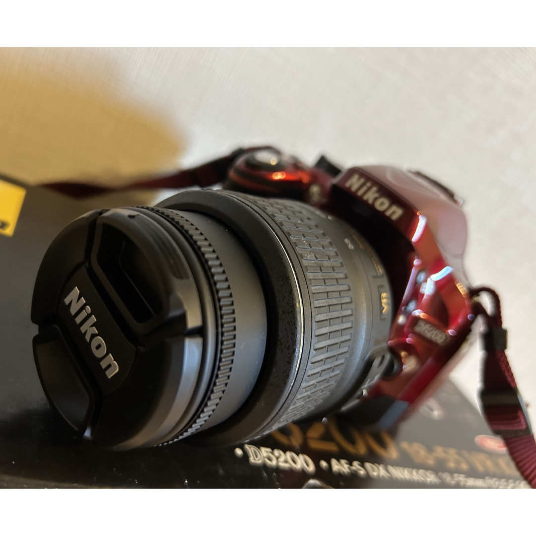 Nikon デジタル一眼レフカメラ D5200 18-55VR レンズキット R