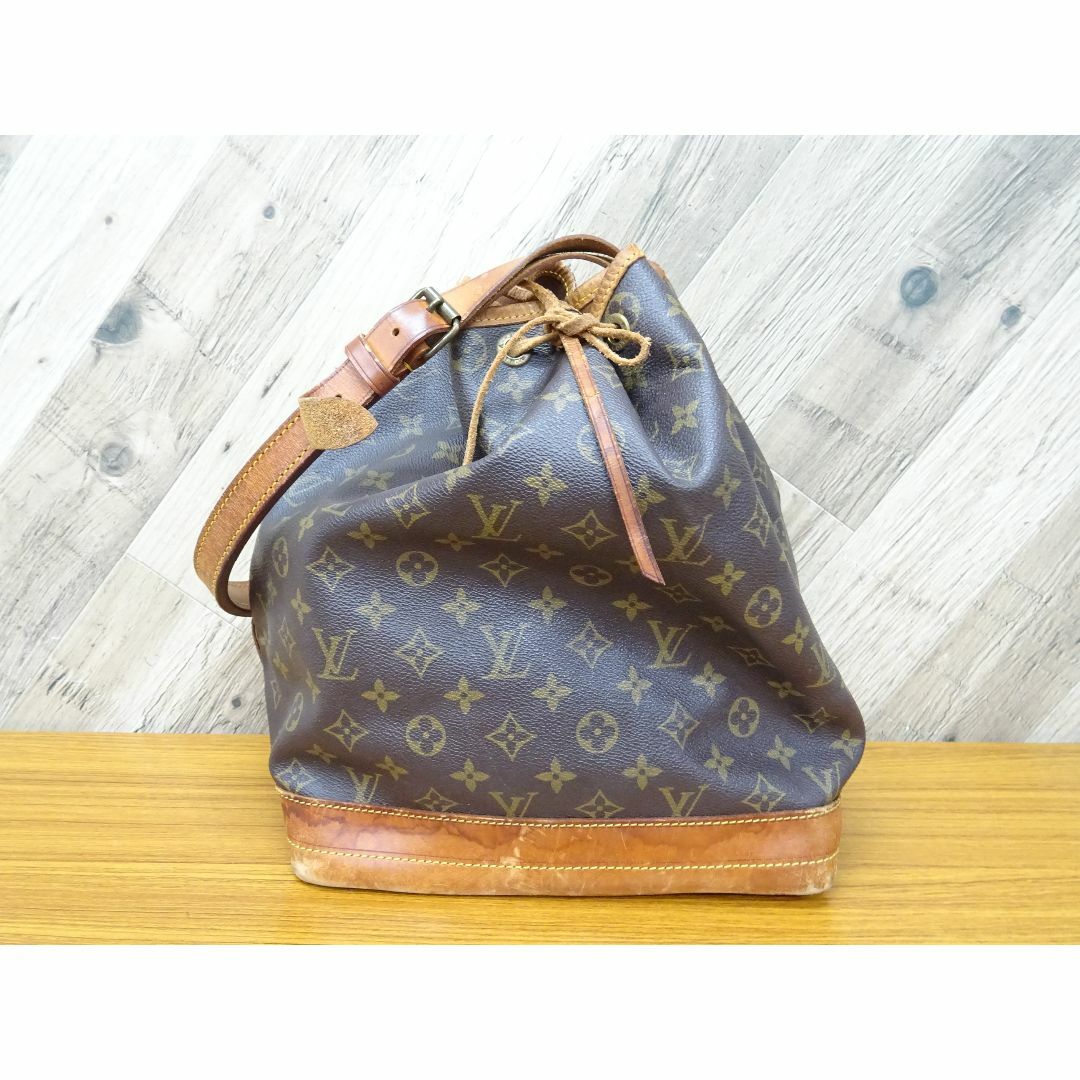 LOUIS VUITTON - K広008/ ヴィトン ノエ ショルダーバッグ M42224 モノグラム