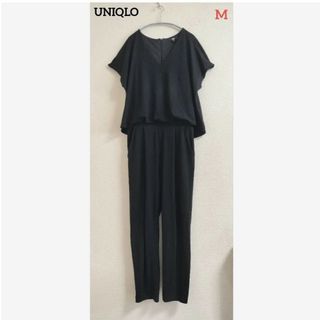 ユニクロ(UNIQLO)のUNIQLO　レーヨン　オールインワン　ブラック　Mサイズ(オールインワン)