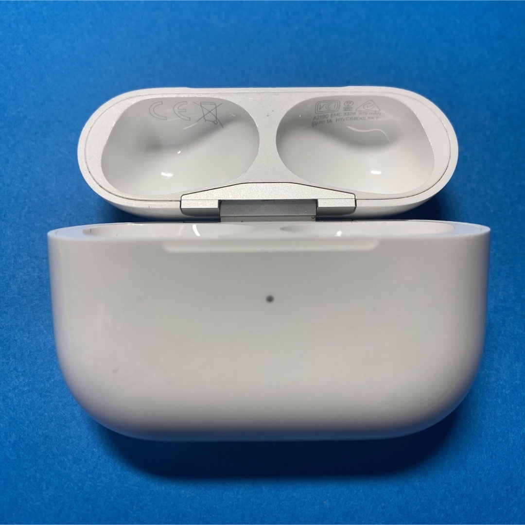 AirPods pro 充電ケース　Apple 正規品 2