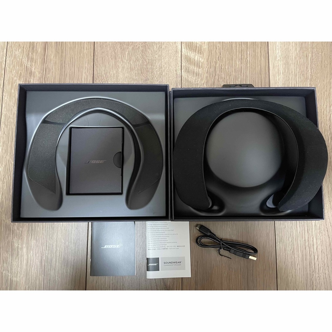 BOSE SOUNDWEAR COMPANION SPEAKER グレー・黒 - アンプ