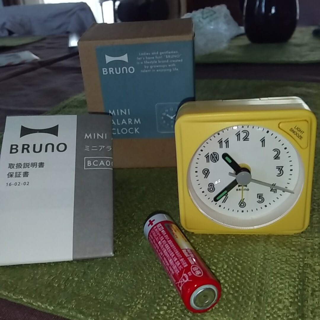 BRUNO(ブルーノ)のミニアラーム時計（イエロー)　BRUNO インテリア/住まい/日用品のインテリア小物(掛時計/柱時計)の商品写真