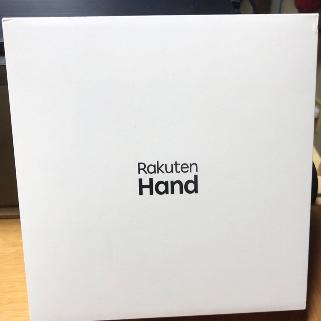 Rakuten Hand 64GB ホワイト P710 SIMフリー