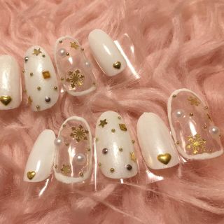 sale✨スノーネイル♡バレンタイン コスメ/美容のネイル(つけ爪/ネイルチップ)の商品写真