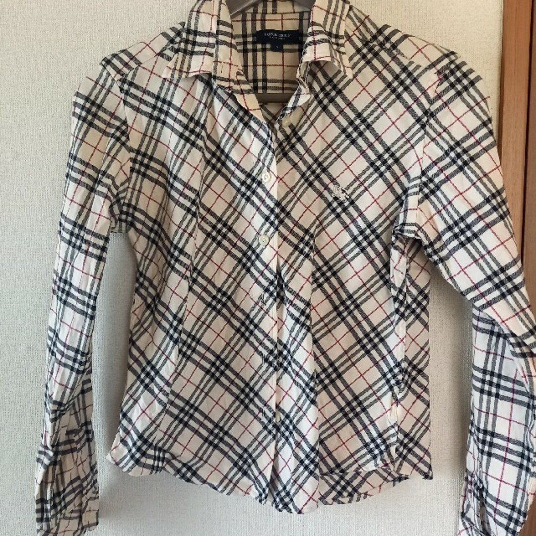 BURBERRY(バーバリー)の【美品再再お値下げ】BURBERRY　バーバリーチェック柄ブラウス　sサイズ レディースのトップス(シャツ/ブラウス(長袖/七分))の商品写真