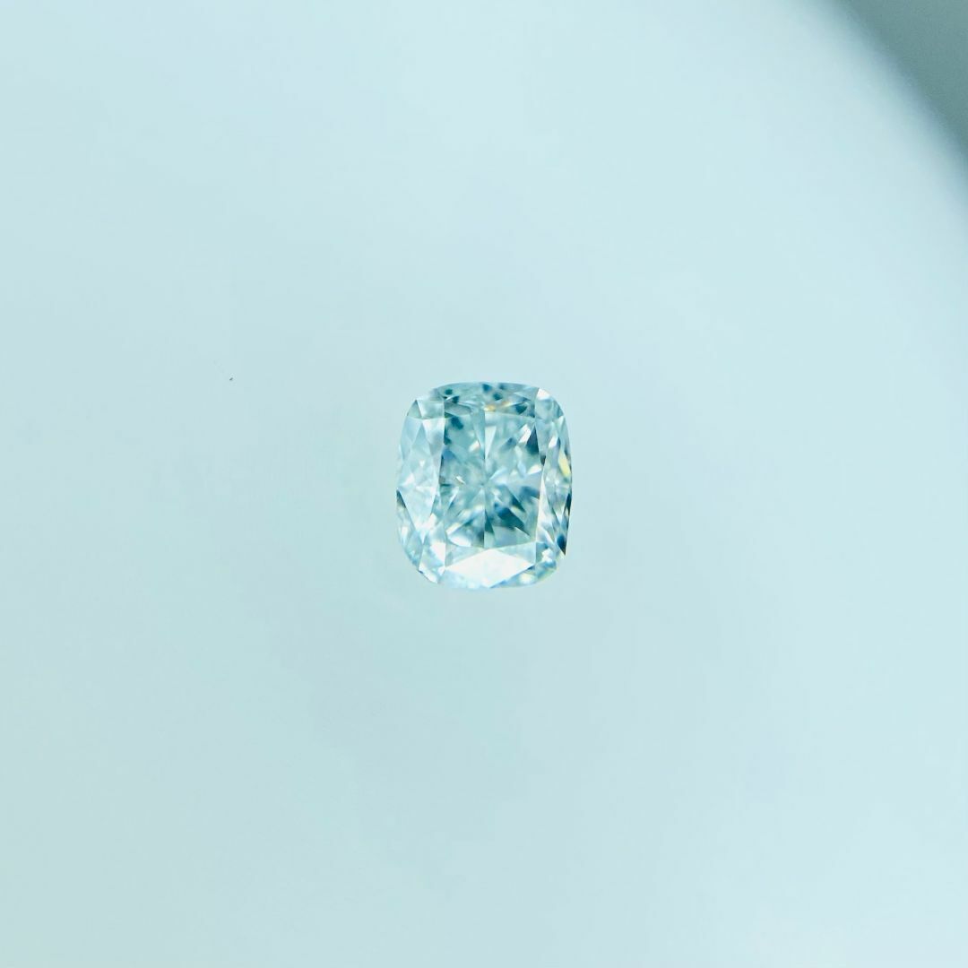 FANCY GREEN BLUE 0.241ct CU/RT2180/GIA レディースのアクセサリー(その他)の商品写真