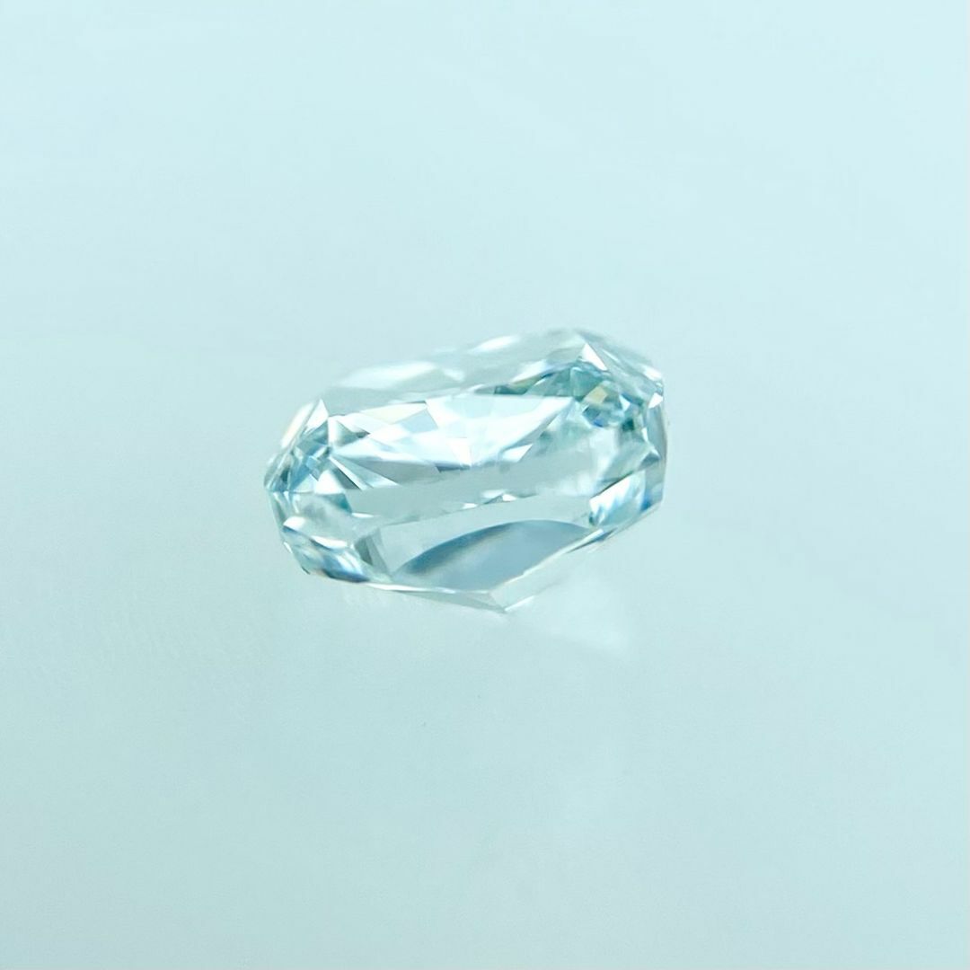 FANCY GREEN BLUE 0.241ct CU/RT2180/GIA レディースのアクセサリー(その他)の商品写真