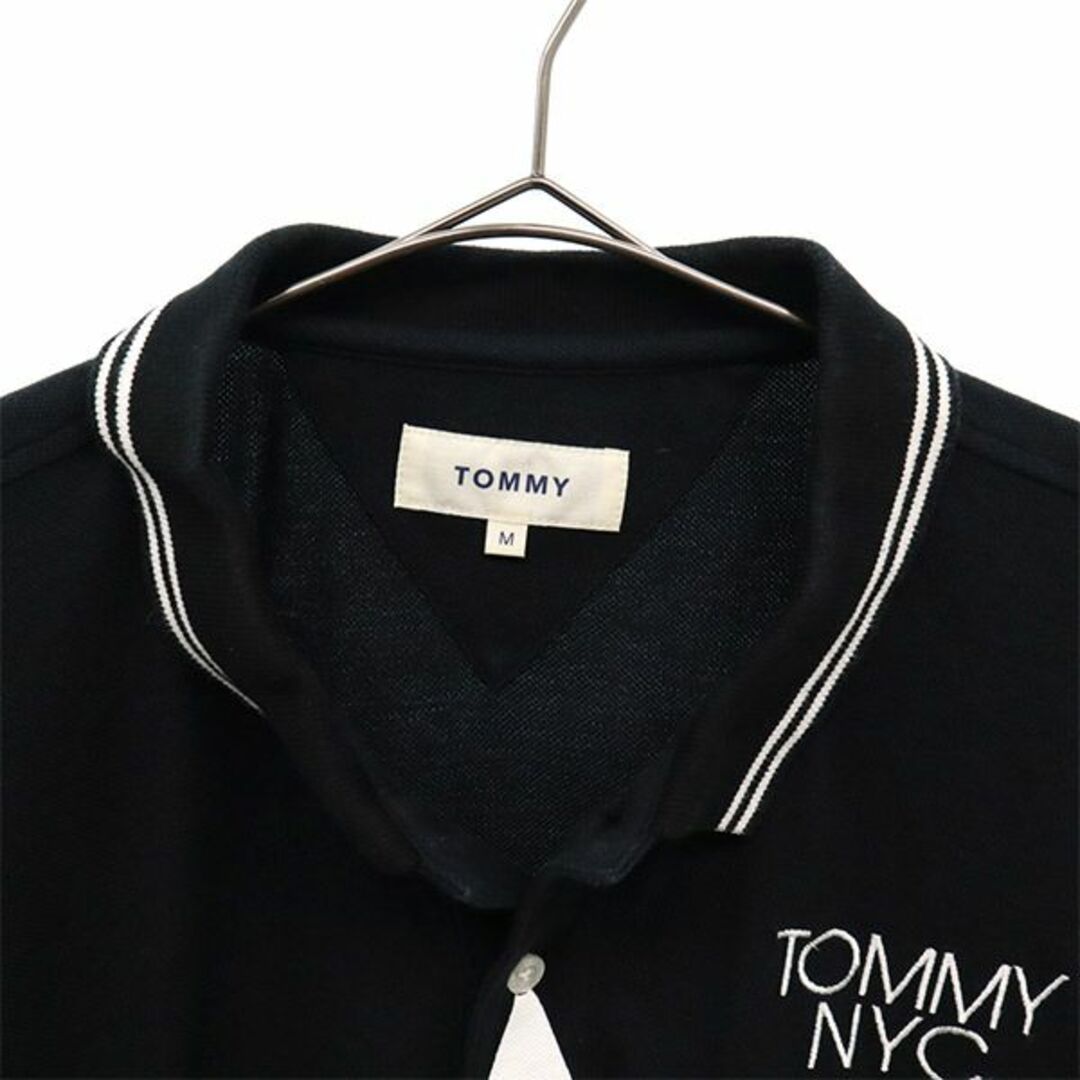 TOMMY(トミー)のトミー プリント 半袖 ポロシャツ M ブラック系 TOMMY 鹿の子地 ロゴ刺繍 メンズ 【中古】  【230804】 メンズのトップス(ポロシャツ)の商品写真