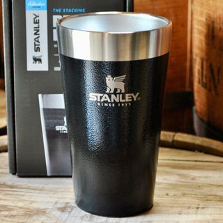 スタンレー(Stanley)のスタンレーSTANLEYスタッキング真空パイント限定ハンマートーンブラック正規品(食器)