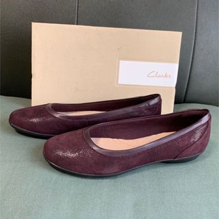 Clarks - 【新品】クラークス フラットシューズ パンプスの通販 by ...