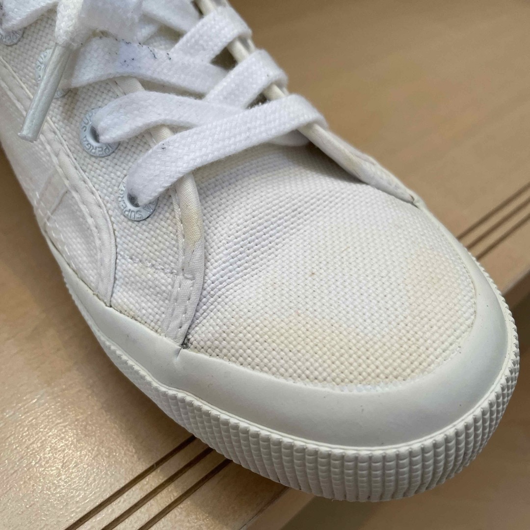 SUPERGA(スペルガ)のスペルガ　SUPERGA ホワイト　スニーカー　38（24cm） レディースの靴/シューズ(スニーカー)の商品写真