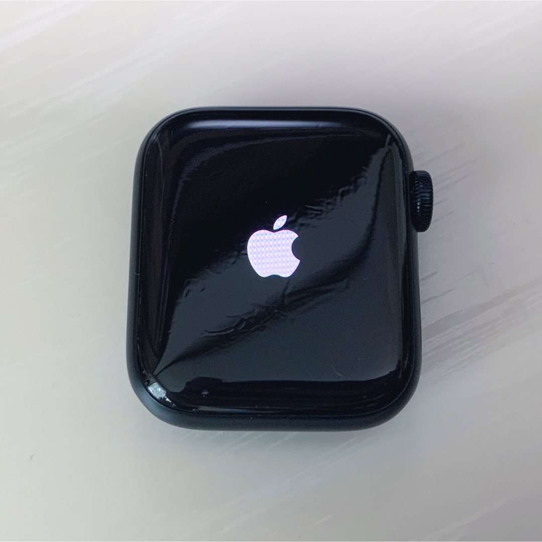 ほぼ未使用 Apple Watch SE 第2世代 40mm 本体 カバー付