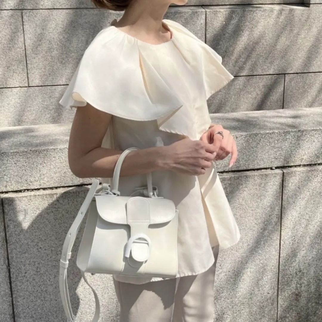 新品タグ付き へイヴ Heve ブラウス ラッフルグログラン トップス