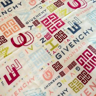 ジバンシィ バンダナ/スカーフ(レディース)の通販 200点以上