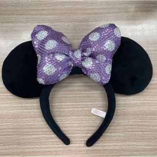 ディズニー(Disney)のディズニー　ミニー　カチューシャ　スパンコール　紫　パープル　リボン(カチューシャ)