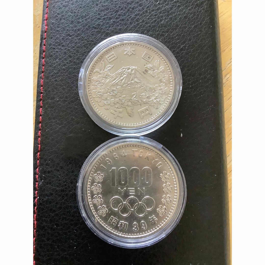 1964年東京オリンピツク記念1000円銀貨2枚。