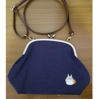 ⭐となりのトトロ　ぱちっとぱかっと　がま口ショルダーバッグ⭐(ショルダーバッグ)