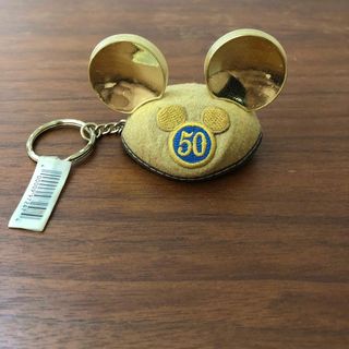 ディズニー(Disney)の●海外ディズニー 50周年 ミッキー イヤーハット キーチェーン(キーホルダー)