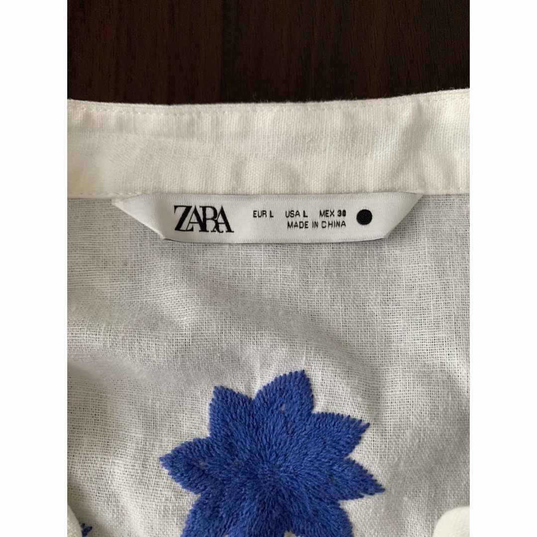 ZARA(ザラ)の【ZARA】刺繍入り シャツ ジャケット レディースのトップス(シャツ/ブラウス(長袖/七分))の商品写真