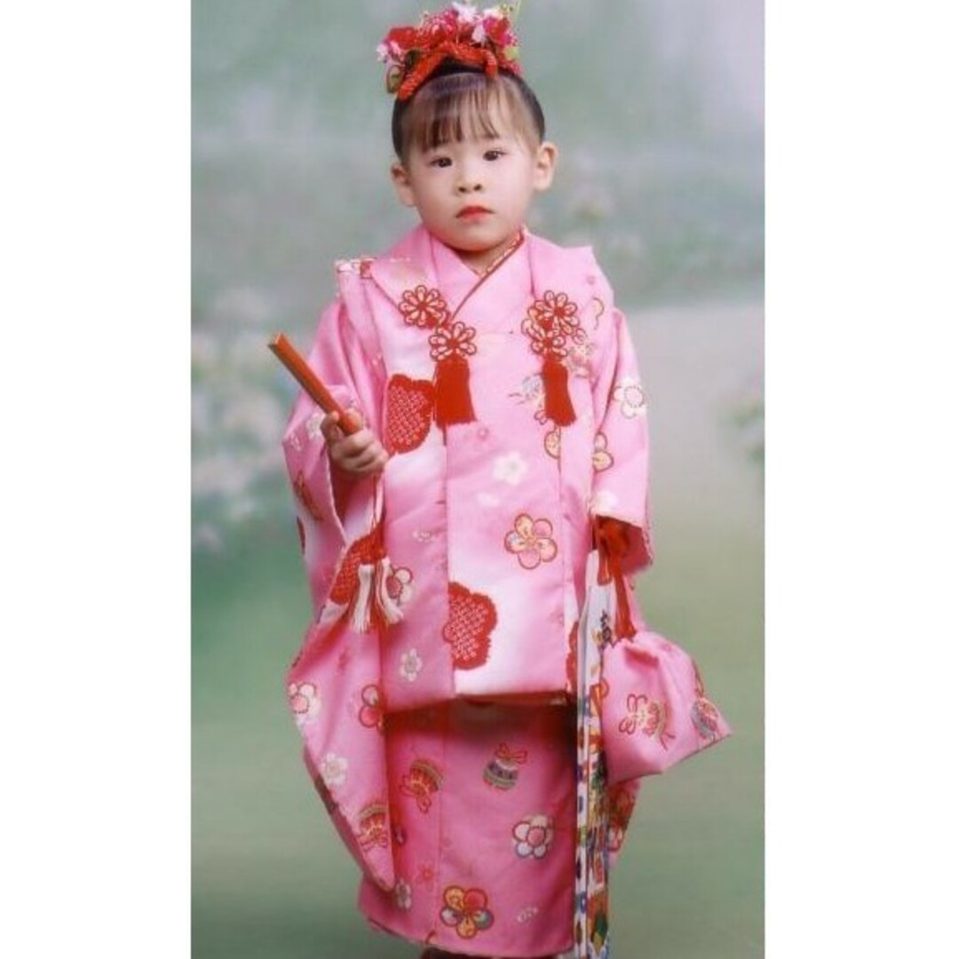 最終】お値下げ‼️七五三 3歳 お着物 被布 草履 足袋 髪飾り 最終】お値下げ‼️七五三 3歳 お着物 被布 草履 足袋 髪飾り