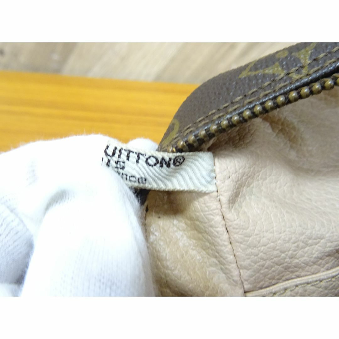 LOUIS VUITTON(ルイヴィトン)のK三007/ ヴィトン モノグラム トゥルース トワレット 23 ポーチ レディースのバッグ(クラッチバッグ)の商品写真