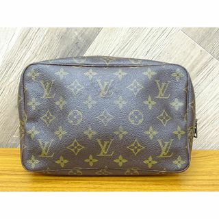 ルイヴィトン(LOUIS VUITTON)のK三007/ ヴィトン モノグラム トゥルース トワレット 23 ポーチ(クラッチバッグ)