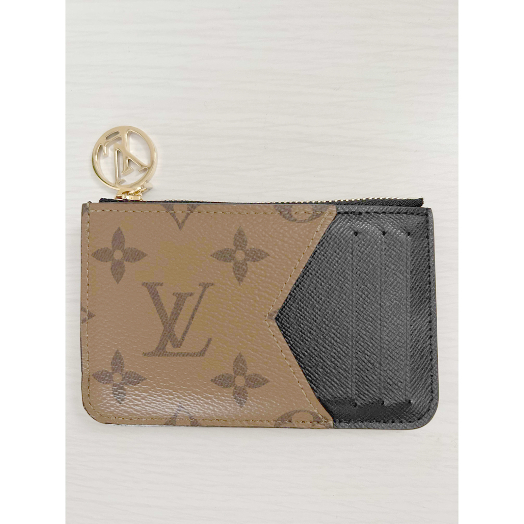 LOUIS VUITTON(ルイヴィトン)の専用LOUIS VUITTON カードケース ポルト カルト・ロミー メンズのファッション小物(コインケース/小銭入れ)の商品写真