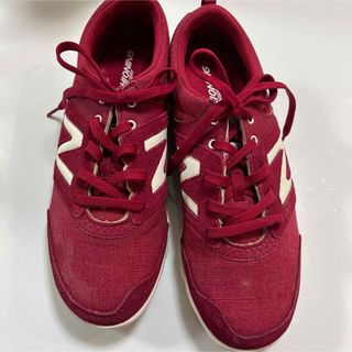 ニューバランス(New Balance)のニューバランス　レディース　スニーカー　ローカット　新品　美品　25㎝　赤色(スニーカー)