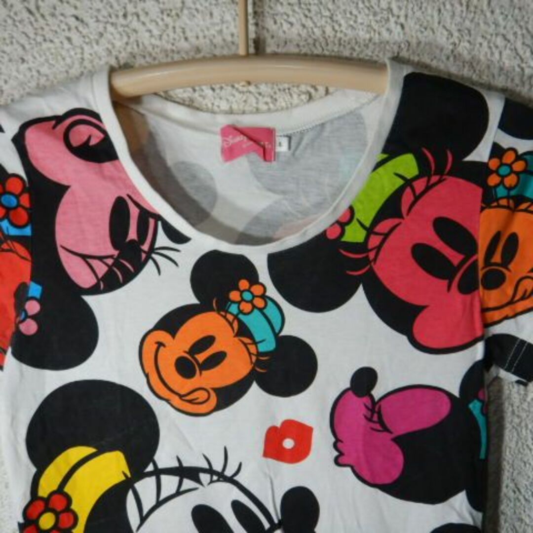 Disney(ディズニー)のo6699　ディズニー　レディース　ミニー　マウス　総柄　デザイン　tシャツ レディースのトップス(Tシャツ(半袖/袖なし))の商品写真