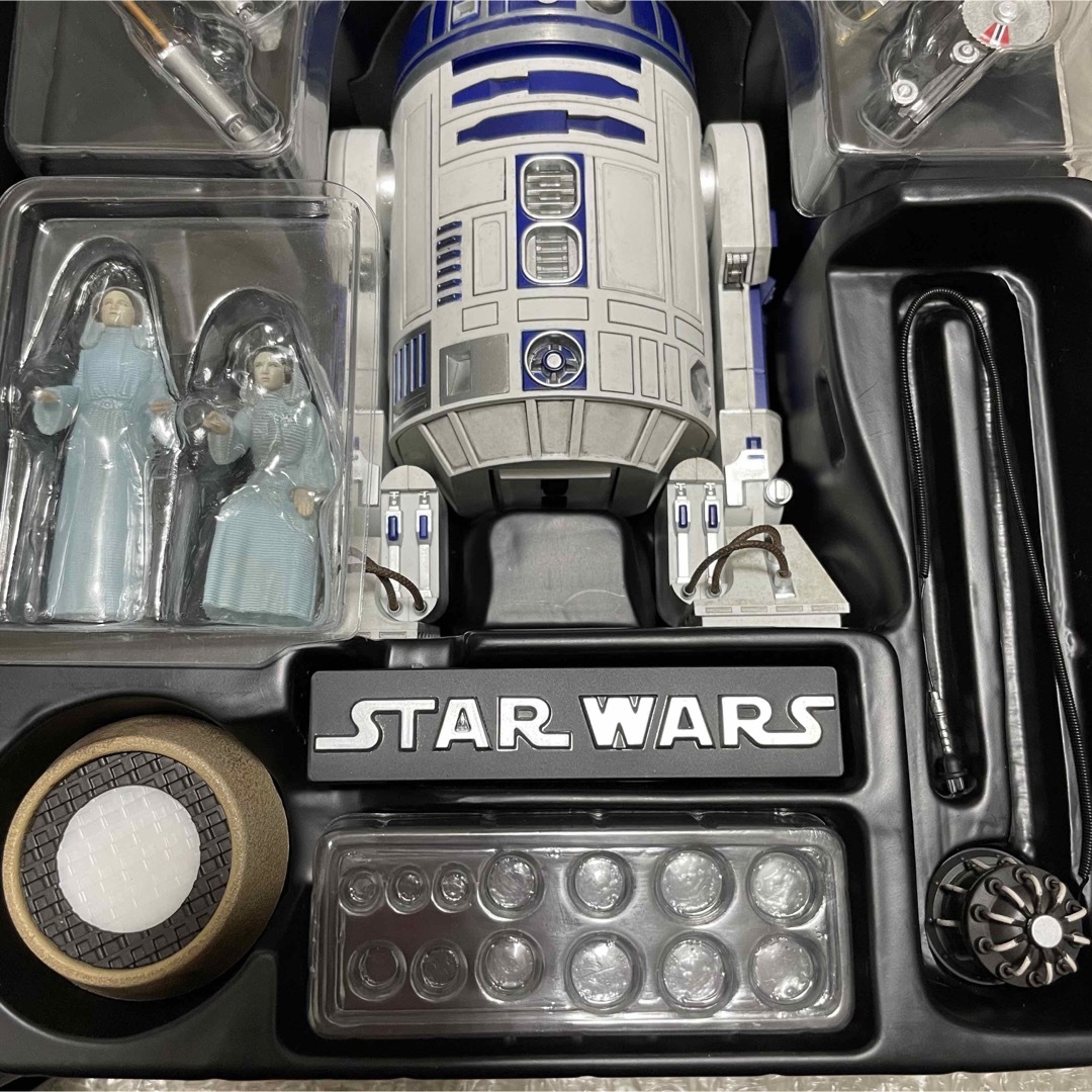 ホットトイズ スターウォーズ R2-D2 デラックスバージョン