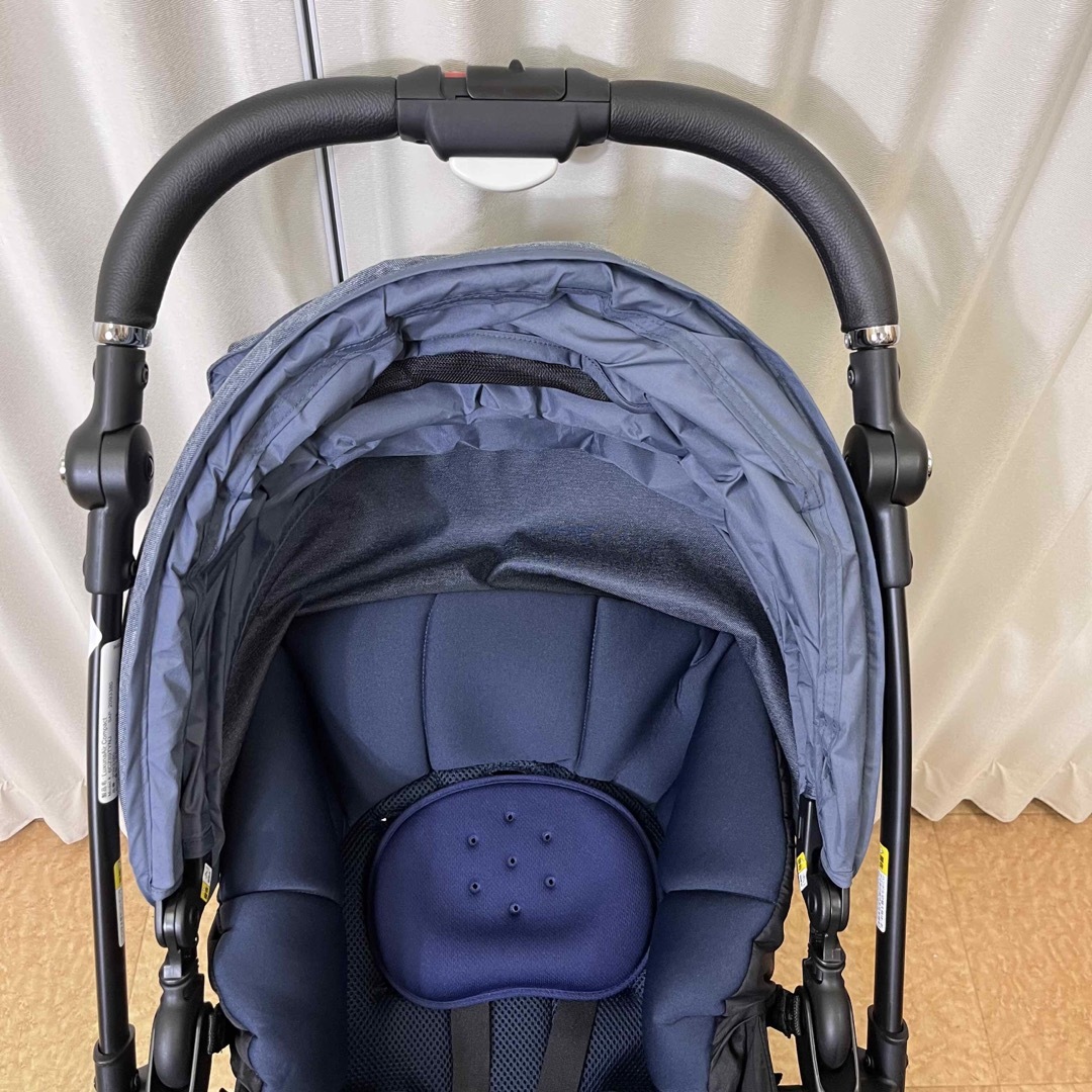 極上クリーニング済 ☆美品☆ アップリカ ラクーナエアー コンパクト オート4輪