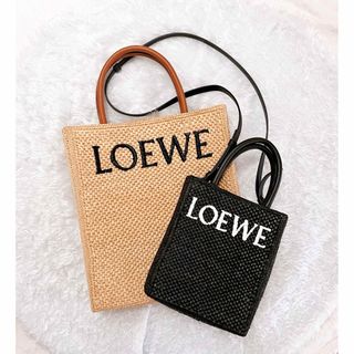 ロエベ(LOEWE)の新品未使用【2023年新作】LOEWEスタンダード A4 かご トート(かごバッグ/ストローバッグ)