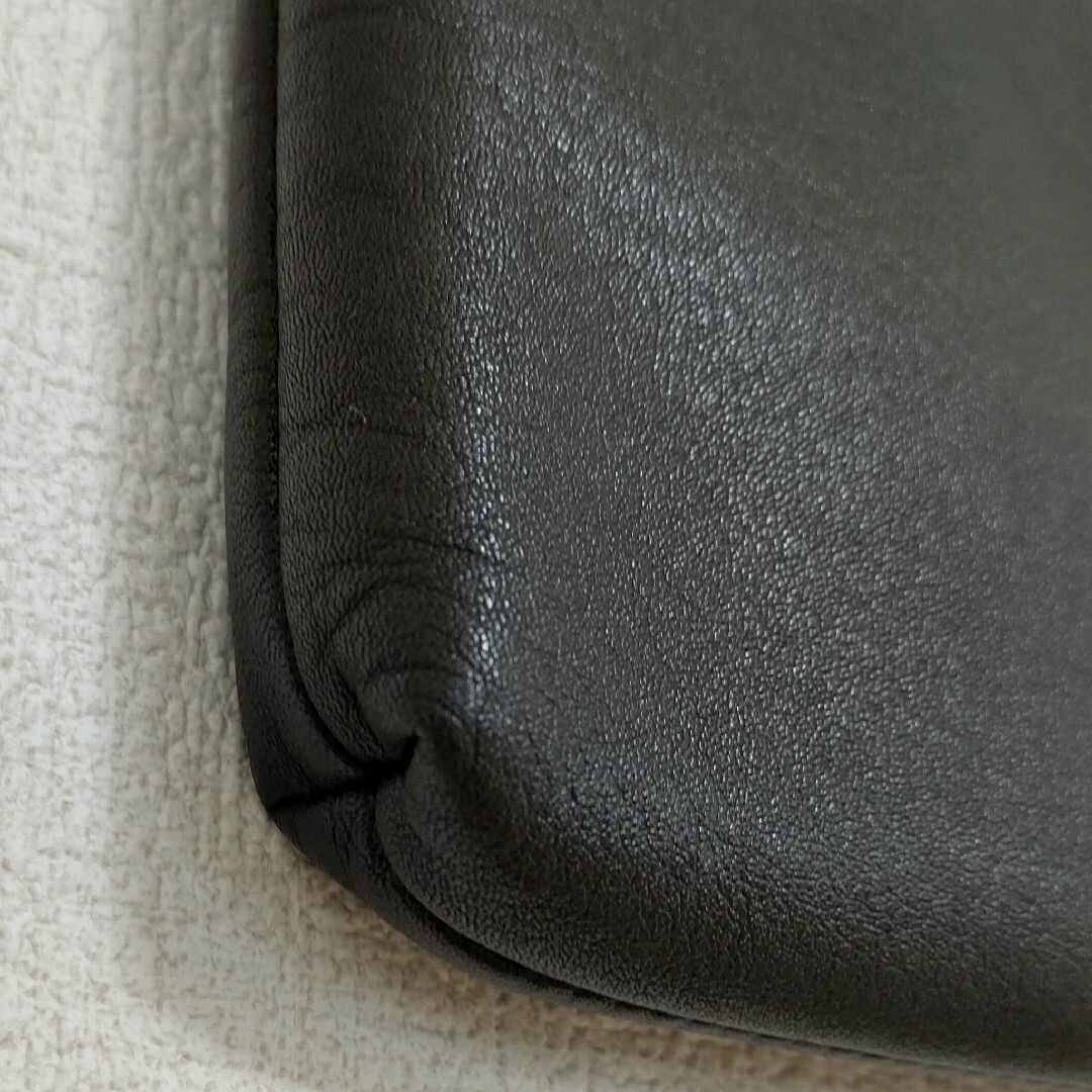 Hender Scheme cow leather shoulder bag メンズのバッグ(ショルダーバッグ)の商品写真