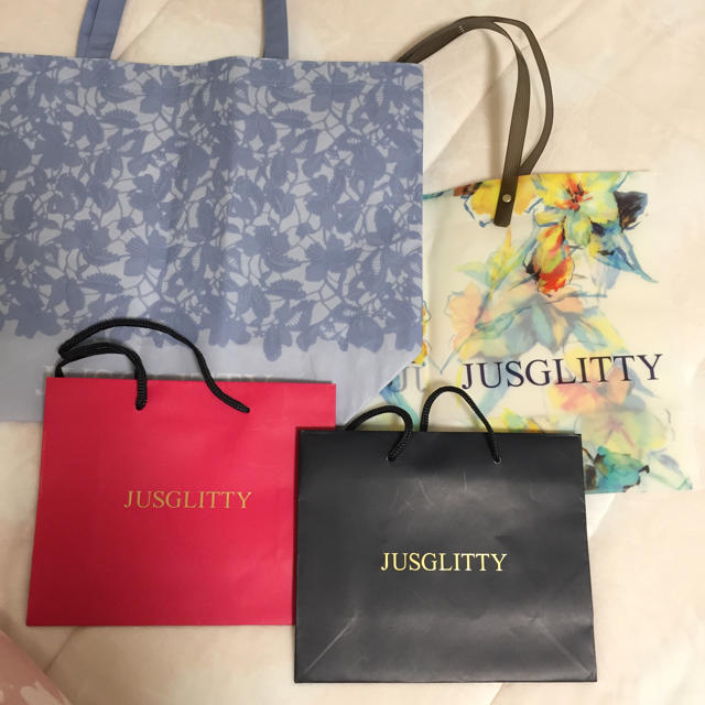 JUSGLITTY(ジャスグリッティー)のタイムセール！JUSGLITTY♡ショッパー4枚セット♡ レディースのバッグ(ショップ袋)の商品写真