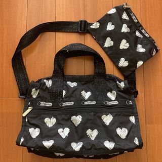 ほぼ未使用！ LeSportsac レスポートサック ハンドポーチ ポーチ付き♡