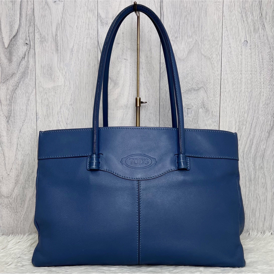 美品♡A4可♡トッズ エンボスロゴ レザー ショルダー トートバッグ