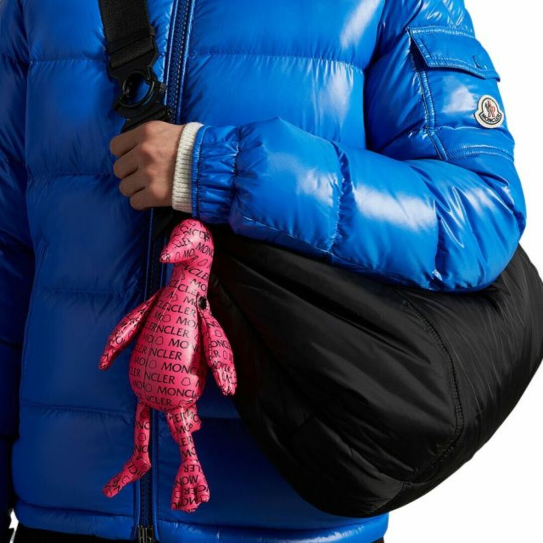 【BLACK】モンクレール MONCLER キーホルダー ダック型キーホルダー モノグラムプリント ブラック フューシャ ピンク 黒 2022年秋冬モデル DUCK KEY HOLDER【送料無料】