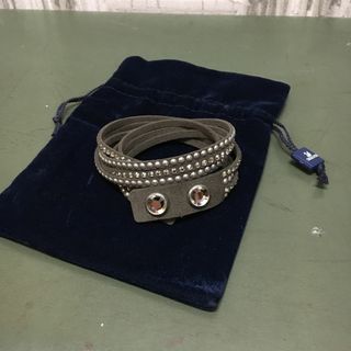 スワロフスキー(SWAROVSKI)のSWAROVSKI　スワロフスキー　ブレスレット　USED(ブレスレット/バングル)