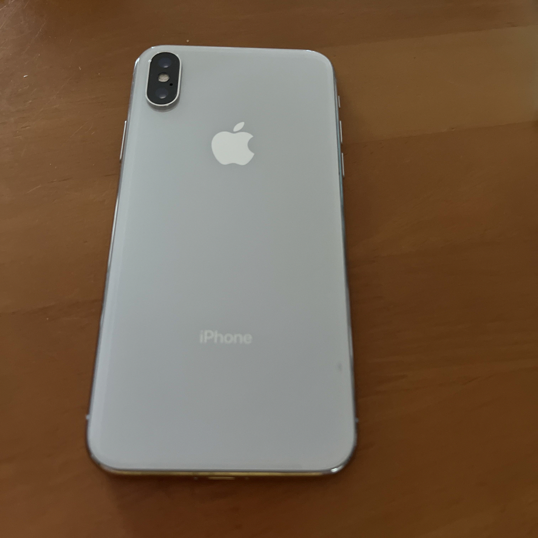 iPhone x   64GB