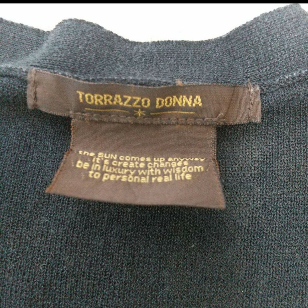 TORRAZZO DONNA(トラッゾドンナ)のTORRAZZO DONNA トラッツォドンナ レディース黒カーディガン レディースのトップス(カーディガン)の商品写真