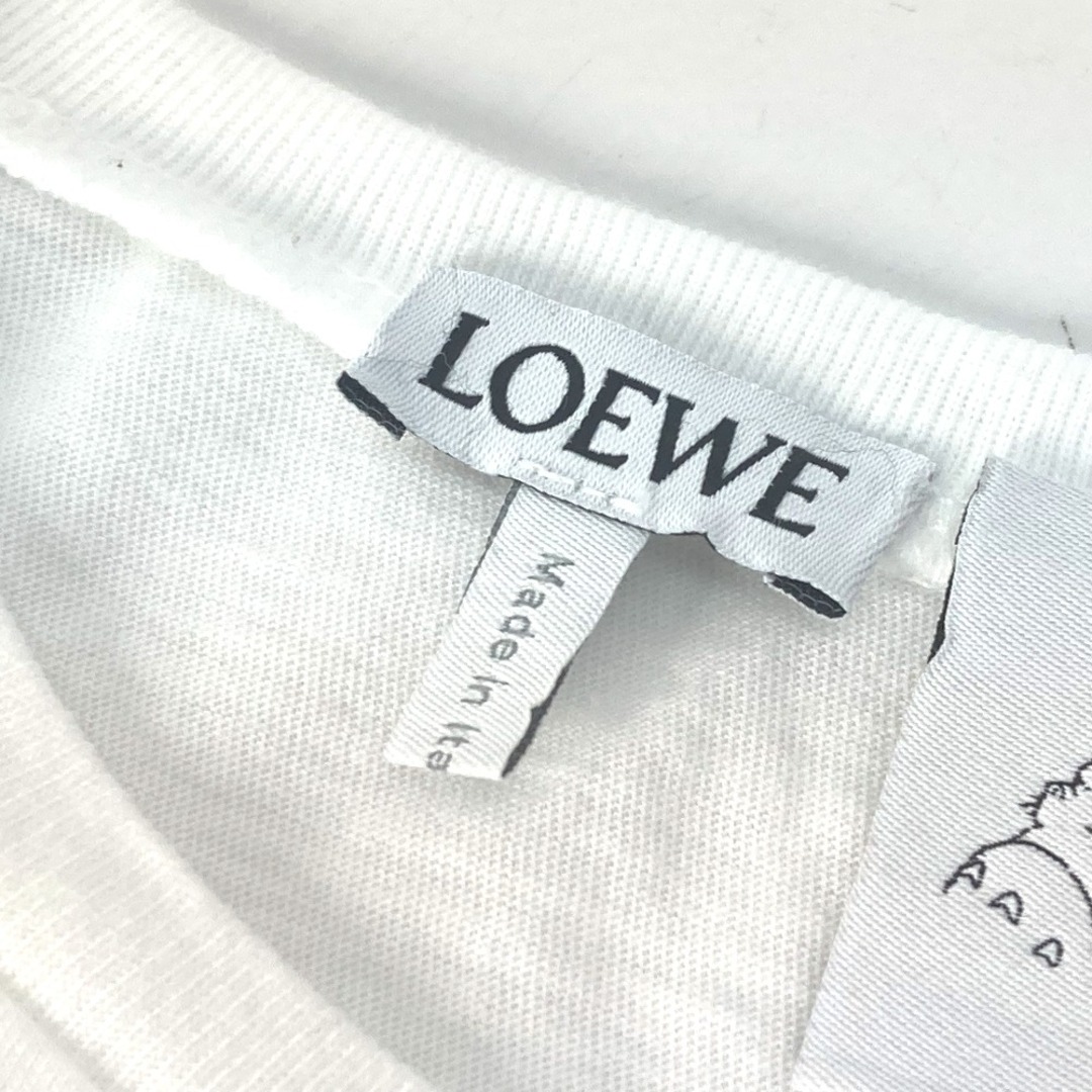 LOEWE(ロエベ)のロエベ LOEWE ハウルの動く城 ヒン スタジオジブリコラボ トップス アパレル 半袖Ｔシャツ コットン ホワイト レディースのトップス(Tシャツ(半袖/袖なし))の商品写真