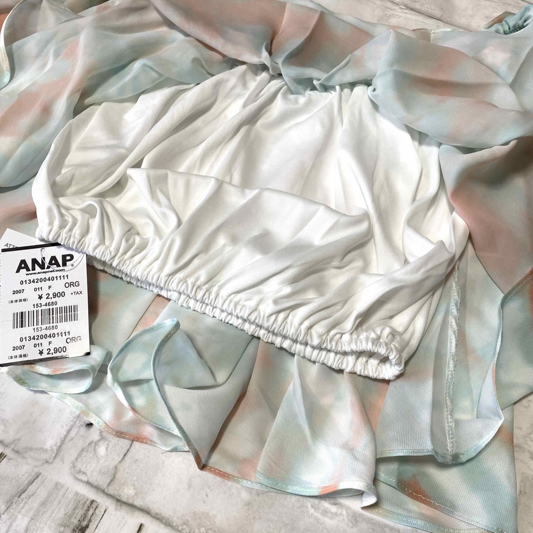 ANAP(アナップ)のANAP オフショルダー トップス タイダイ柄 フレア レディースのトップス(カットソー(半袖/袖なし))の商品写真