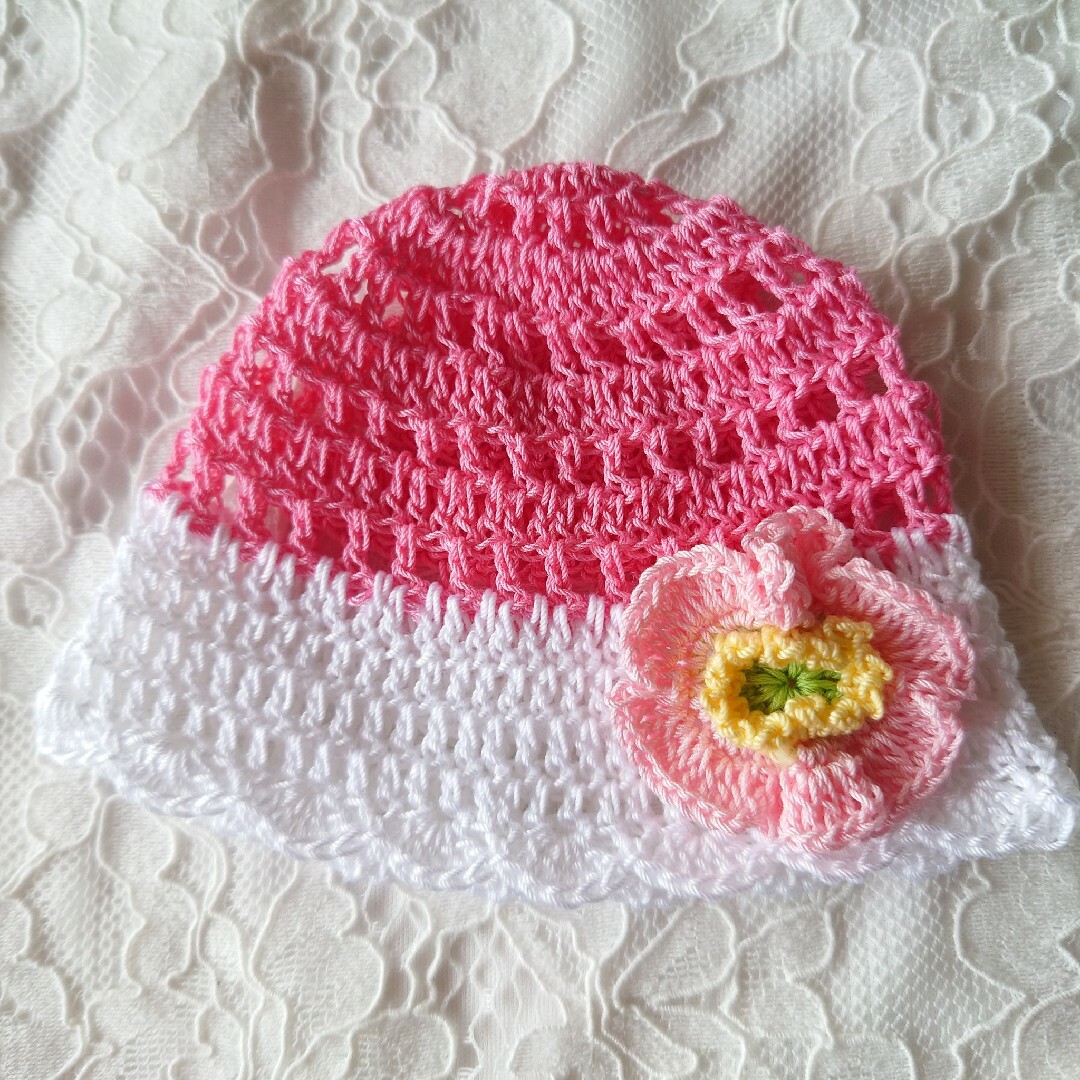 ブライス＆アイシードール用　帽子　ピンク＆白　アウトフィット　手編み　コットン