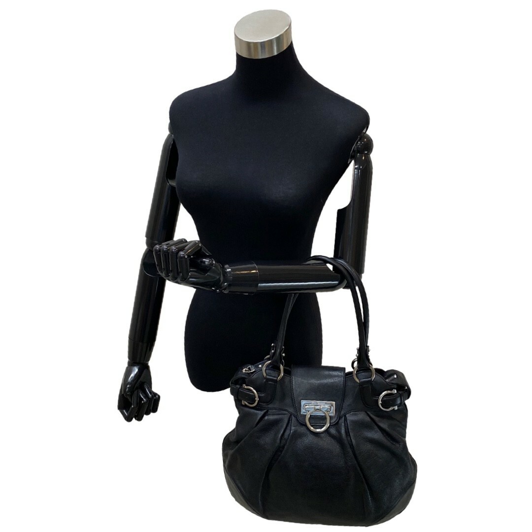 極 美品 Salvatore Ferragamo サルヴァトーレフェラガモ ガンチーニ